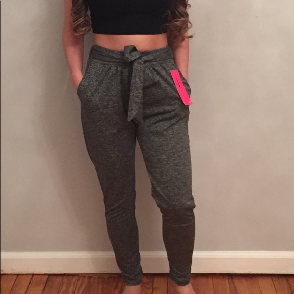 Athleisure semi harem pant - Picture 4 of 4